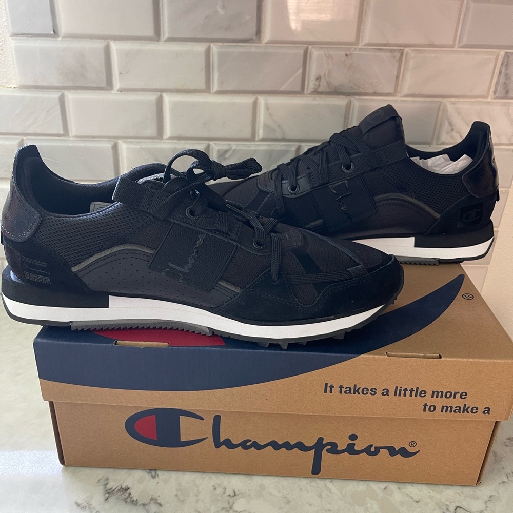 Champion Relay Future Black size 9.5M Leather/mesh synthetic Brand New w/ Box